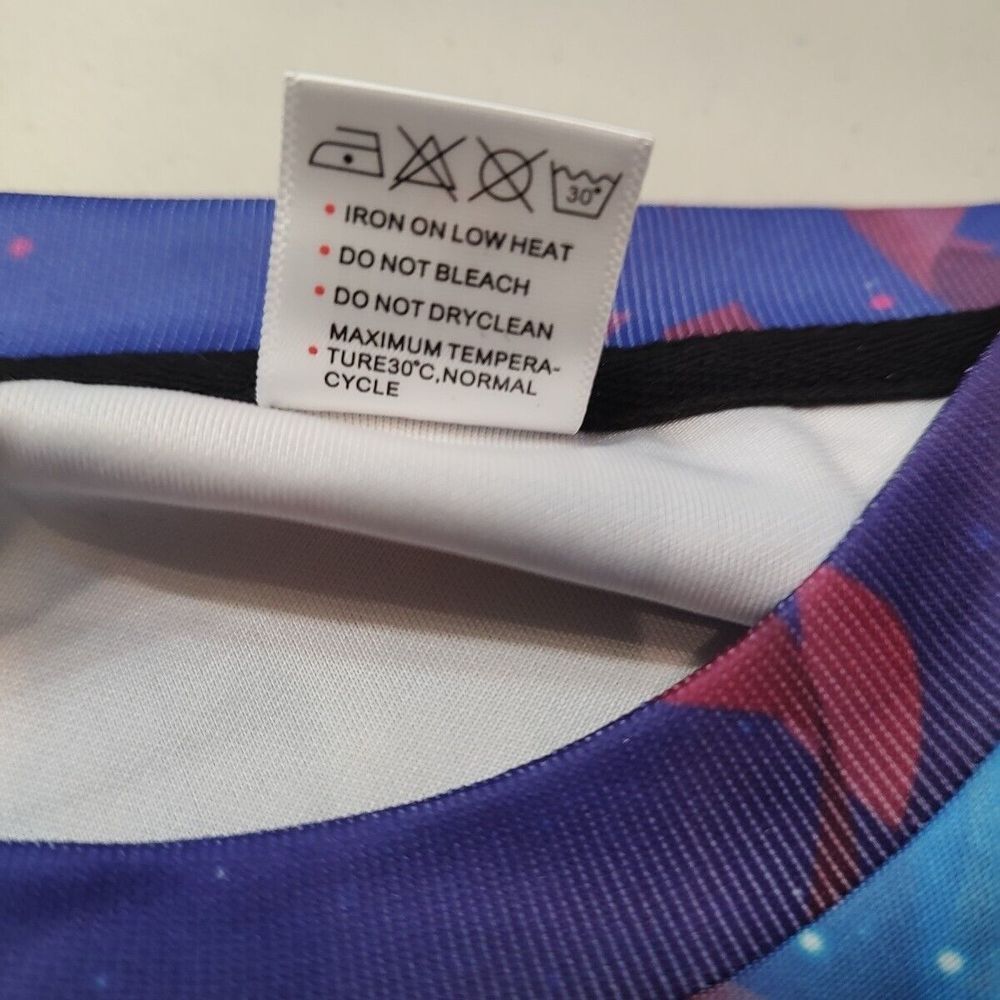 Santa Playing Soccer Sweater Sz Medium‎ Stadium Dab Long Sleeve Banded Christmas - Picture 3 of 9